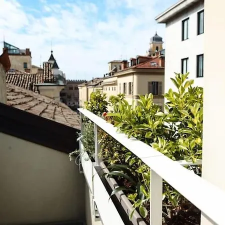 Duomo Elegant Penthouse Apartment *